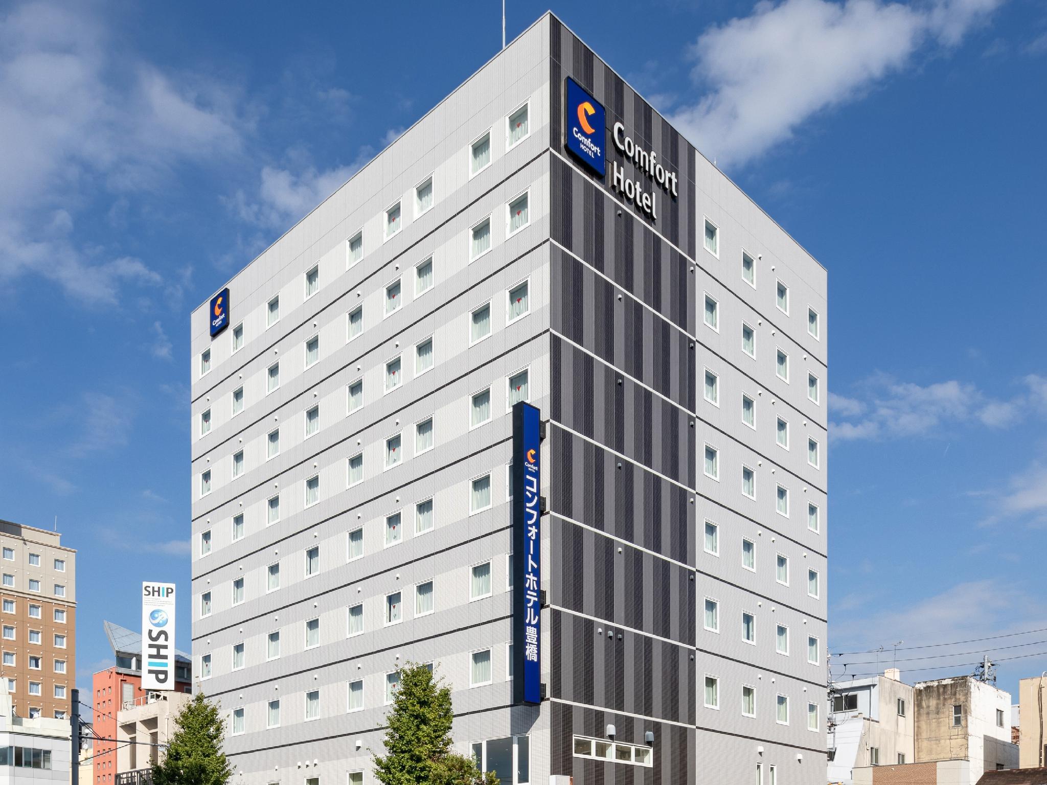 Comfort Hotel Тойохаши Екстериор снимка
