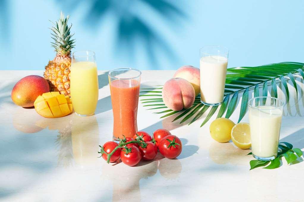 Comfort Hotel Тойохаши Ресторант снимка